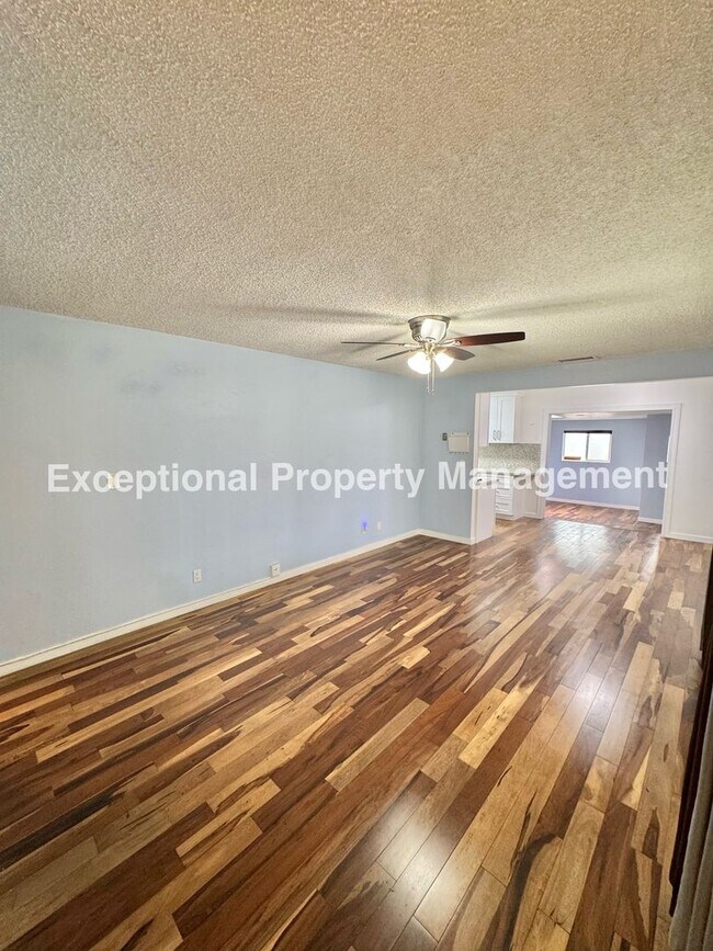 Foto del edificio - Ready to move in 3 bed 2 bath home