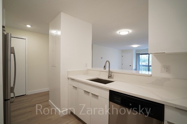 Foto del edificio - 25 Webster Ave