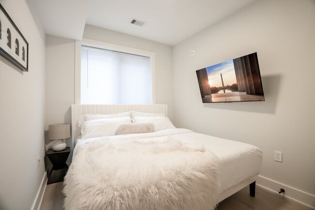 Foto del edificio - 3934 14th St NW