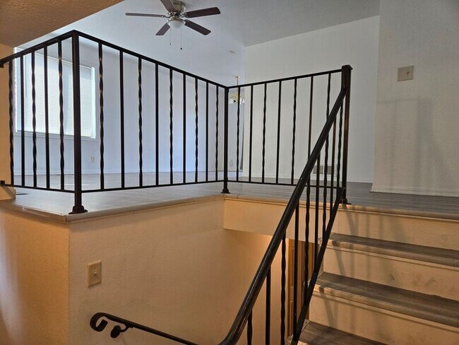 Foto del edificio - 7441 Brunswick Ave N