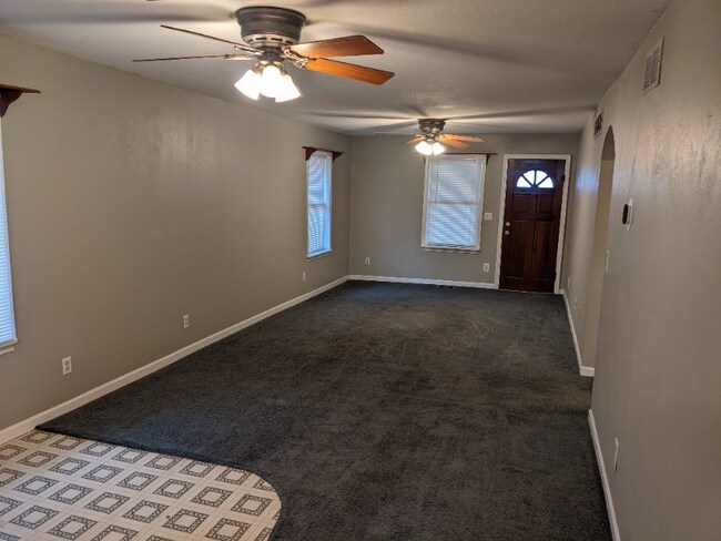 Foto del edificio - 1580 N Gulick Ave
