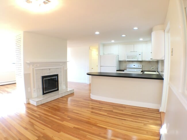 Foto del edificio - 5 Oak Pl