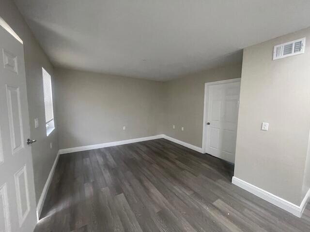 Foto del edificio - 4393 Windsor Ave