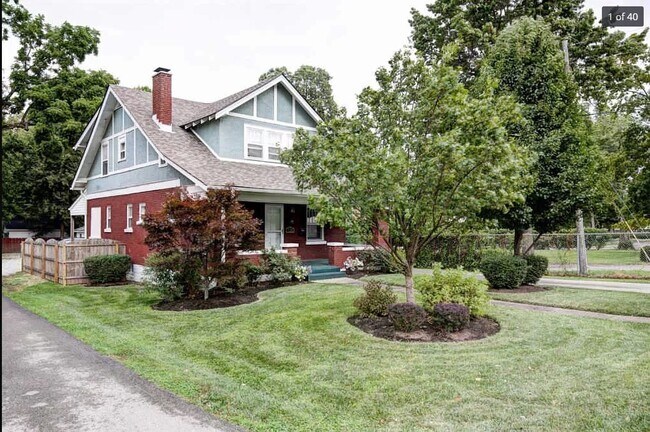 Building Photo - 1733 Nicholasville Rd