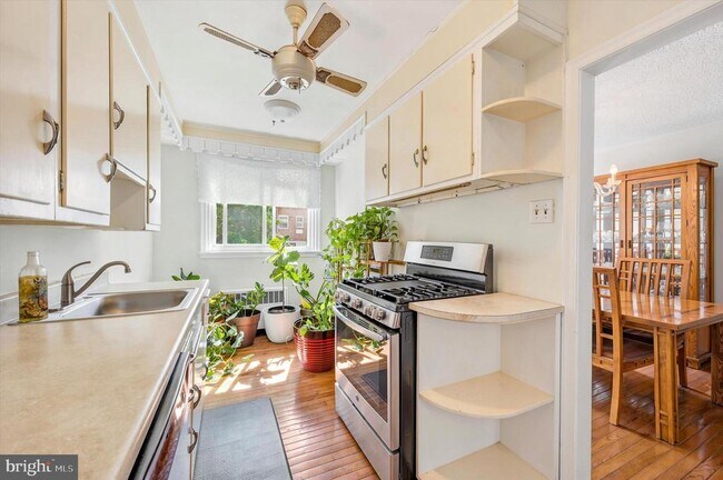 Foto del edificio - 1043 N 68th St
