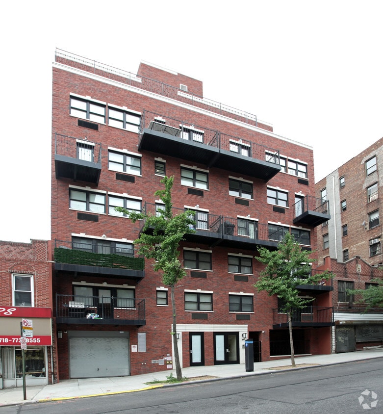 464 Albany Ave, Brooklyn, NY 11213 464 Albany Ave Brooklyn, NY
