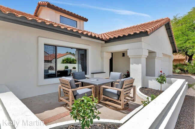 Foto del edificio - 3 br, 2 bath House - 10333 E Caron Street