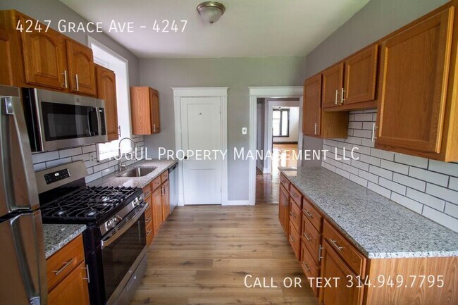 Building Photo - 4247 Grace Ave