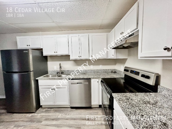 Building Photo - 18 Cedar Village Cir
