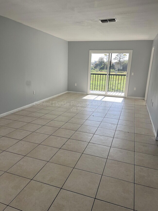 Building Photo - 155 Cory Ln