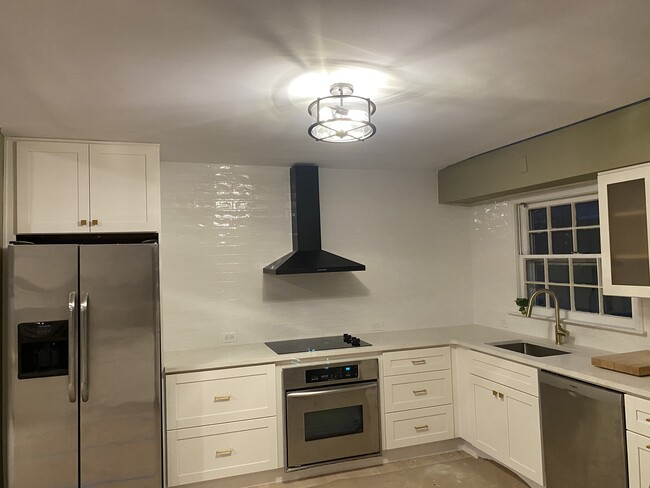 Kitchn - 151 Tanners Pond Rd