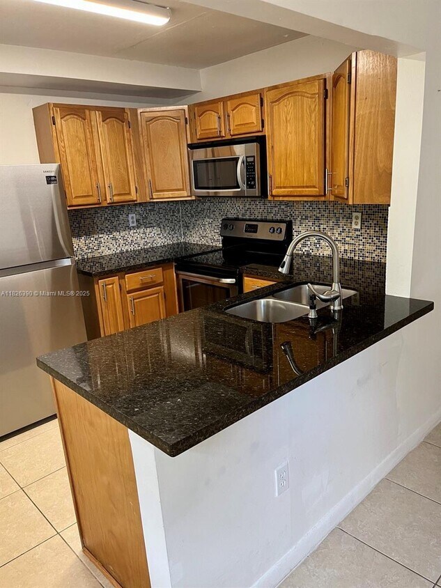 Foto principal - 415 W Park Dr