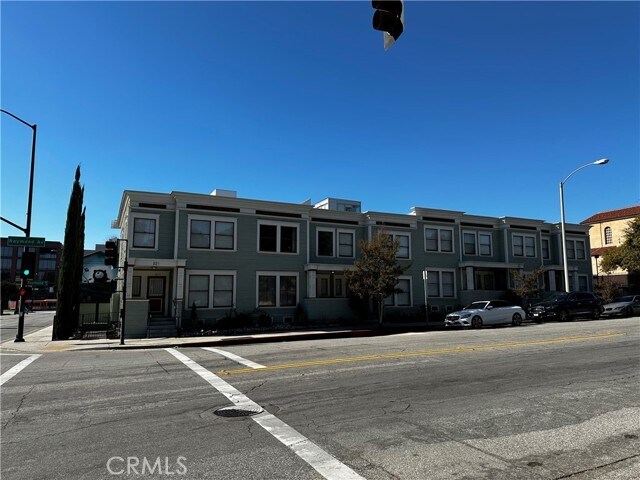 Primary Photo - 221 N Raymond Ave