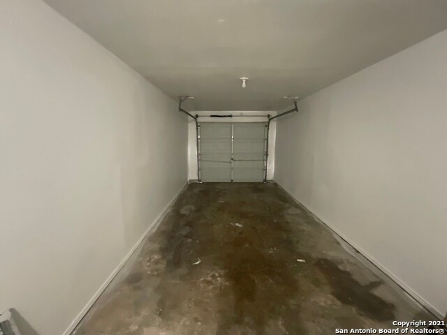 Building Photo - 7006 Silver Canyon