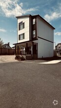 Building Photo - 19724 SW Brandy Ln