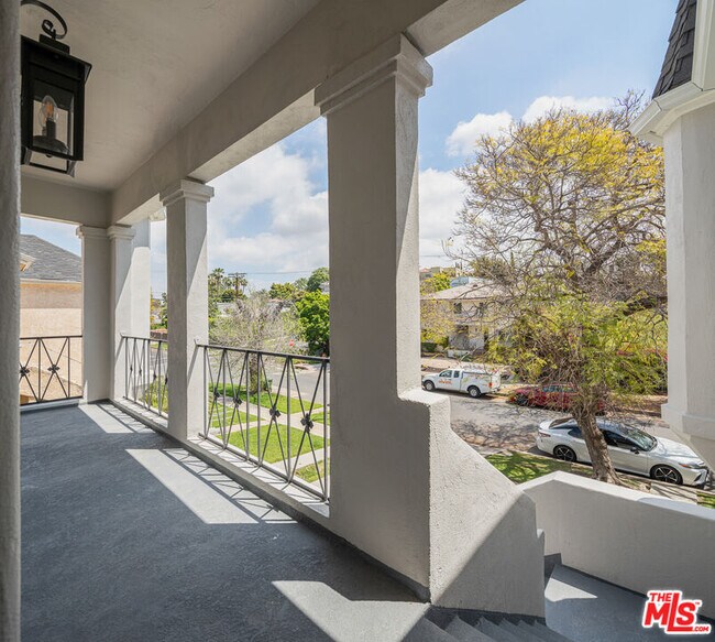 Building Photo - 1211 S Highland Ave
