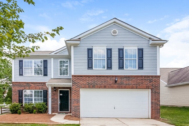 Building Photo - 3726 Larkhaven Village Dr