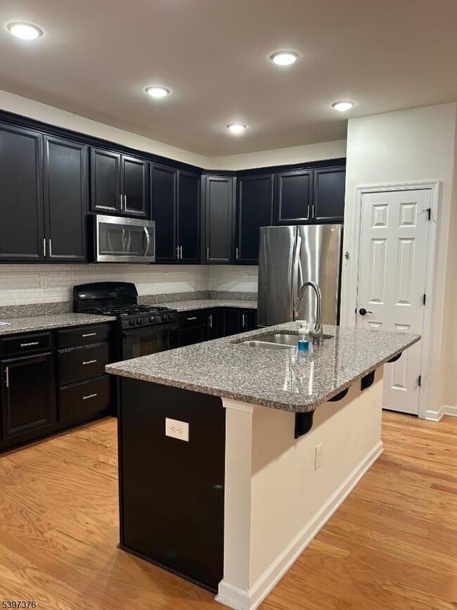 Foto del edificio - 5 Albert Ct