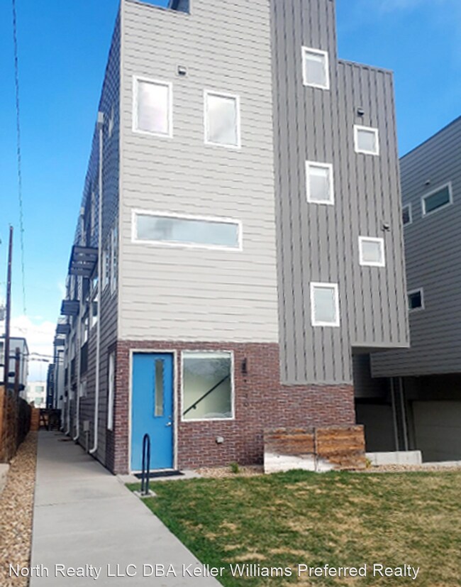 Foto del edificio - 2 br, 3 bath House - Two Bedroom townhouse...