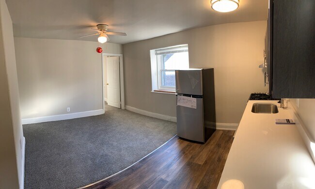 Foto del edificio - 4412 Osage Ave