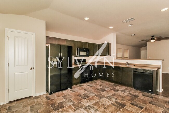 Building Photo - The Lifestyle You Deserve.