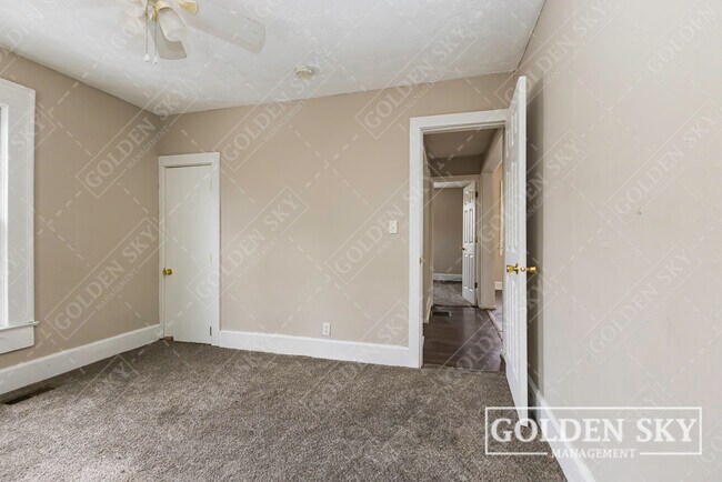 Foto del edificio - 409 S Celia Ave