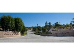 Building Photo - 1816 Rancho Tujunga Dr