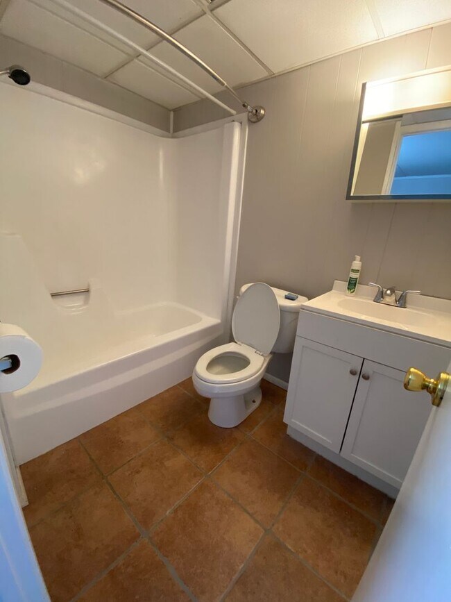 Foto del edificio - Maryville 37803 - 1 bedroom apartment near...