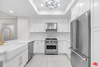 Building Photo - 12021 Guerin St