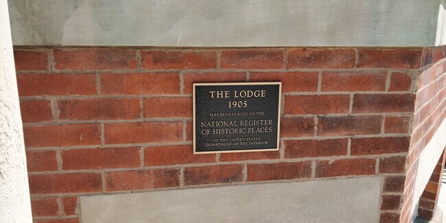Foto del edificio - 829 N Pennsylvania St
