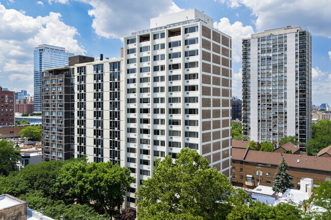 Foto del edificio - 1350 N Dearborn St