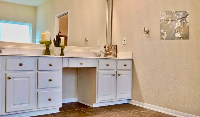 Foto del edificio - 13919 Bellows Gate Ct