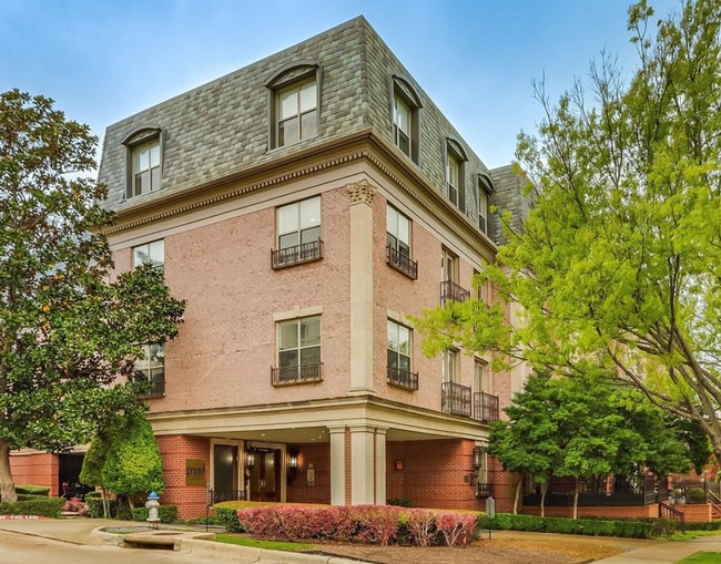 Foto del edificio - 3311 Blackburn-2211