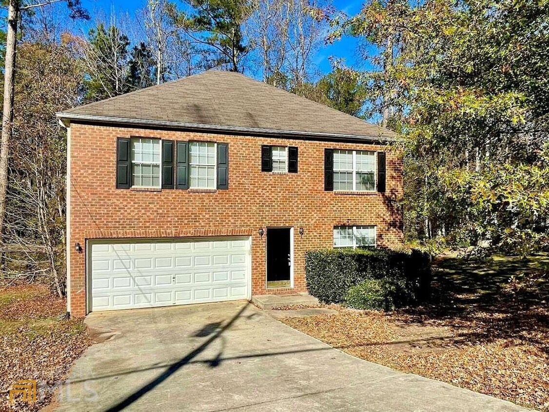 Primary Photo - 1360 Regal Heights Dr