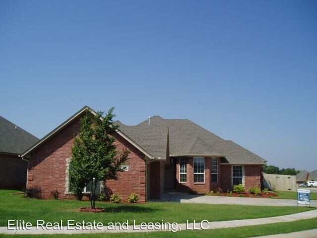 Primary Photo - 3 br, 2.5 bath House - 108 STONE BROOK WAY
