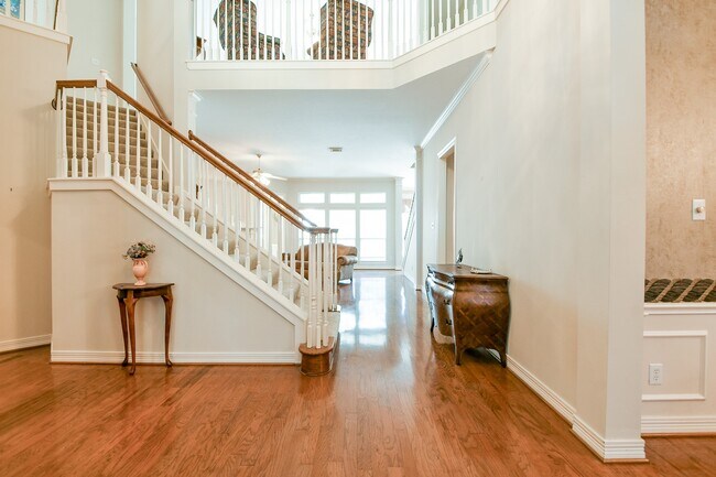 Foto del edificio - 3003 Grand Noble Cir