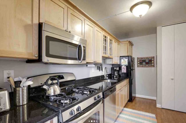 Building Photo - 4515 Willard Ave