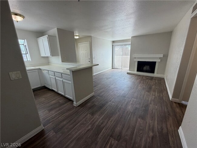 Foto del edificio - 2967 Juniper Hills Blvd