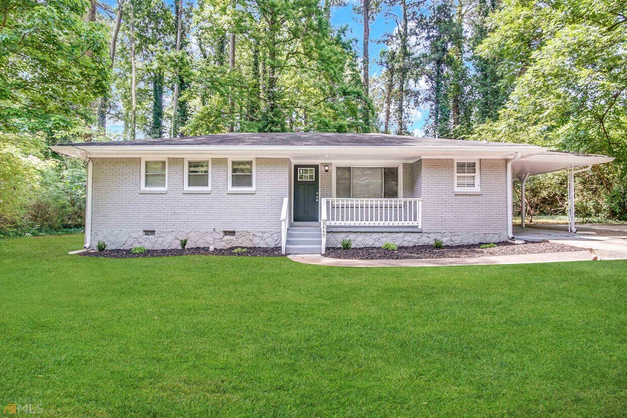 Primary Photo - 3449 Misty Valley Rd