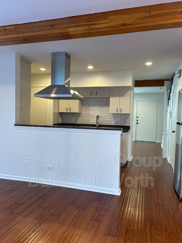 Foto del edificio - 4134 Travis St
