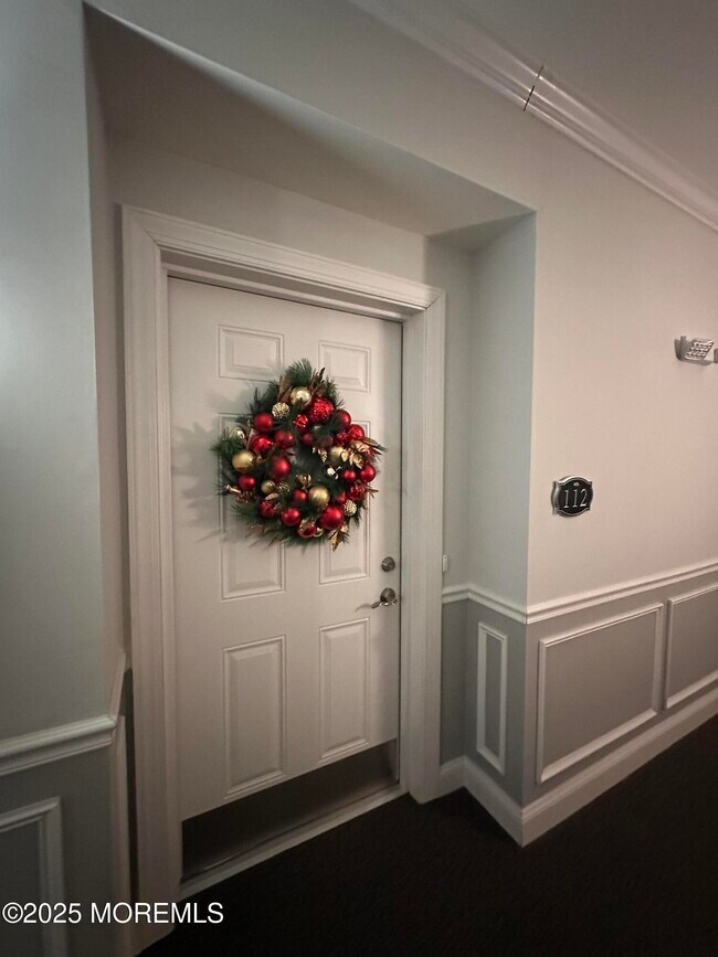 Foto del edificio - 112 Regency Ct