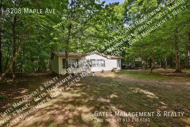 Building Photo - Lovely home on peaceful, wooded lot