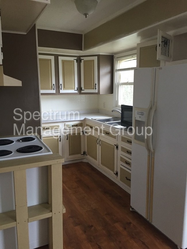 Foto del edificio - 992 E Hwy 25 70