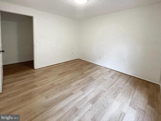 Foto del edificio - 1115 Riva Ridge Dr