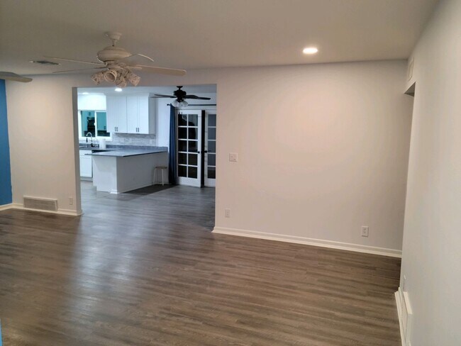 Foto del edificio - Great Home in East Mesa with Pool