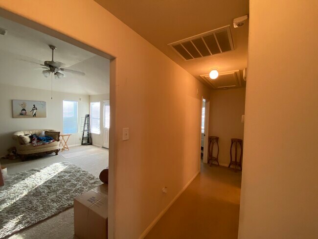Foto del edificio - 3110 Myrtle Ranch Dr