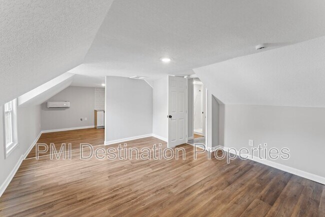 Foto del edificio - 321 Mill St