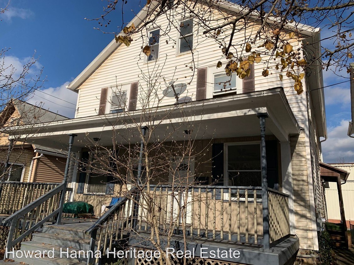 Primary Photo - 433-4355 Ferndale Ave