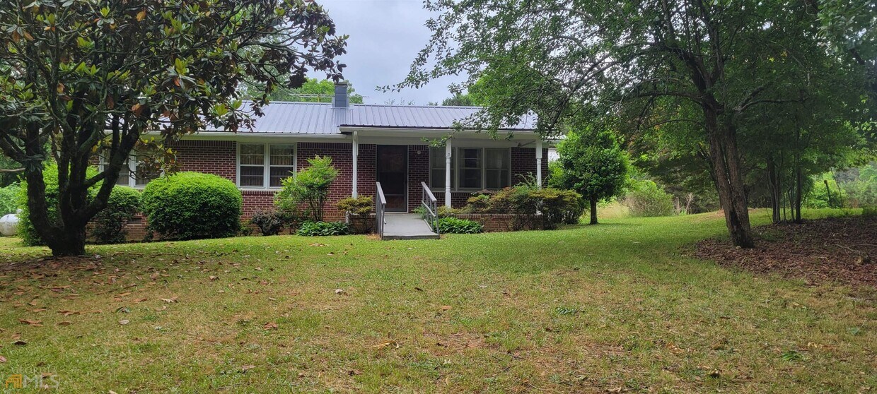 493 Bee Maxey Rd, Winder, GA 30680 House Rental in Winder, GA