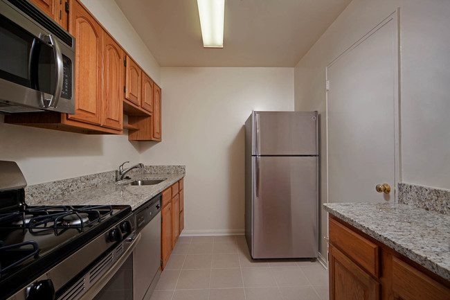 Bradley View - Apartments in Chevy Chase, MD | Apartments.com